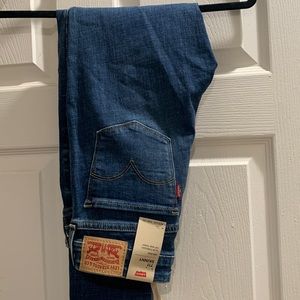 Brand new Levi’s 711 skinny jeans w28 L 30